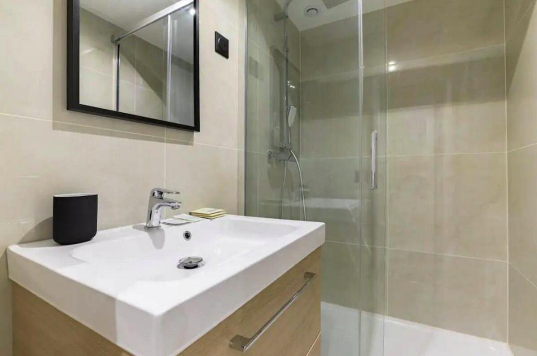 Magnifique Avec Sauna Et Jacuzzi Appartamento Parigi