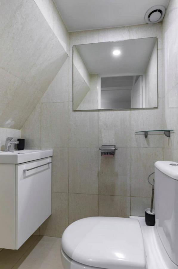 Magnifique Avec Sauna Et Jacuzzi Parigi